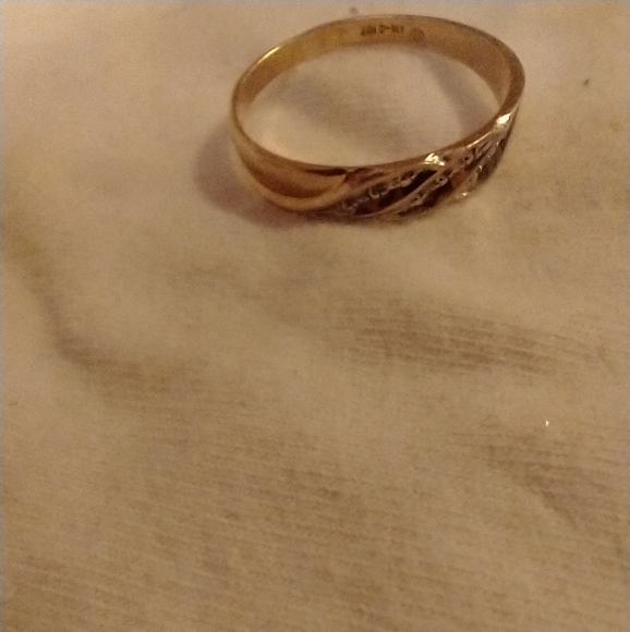 Small gold band